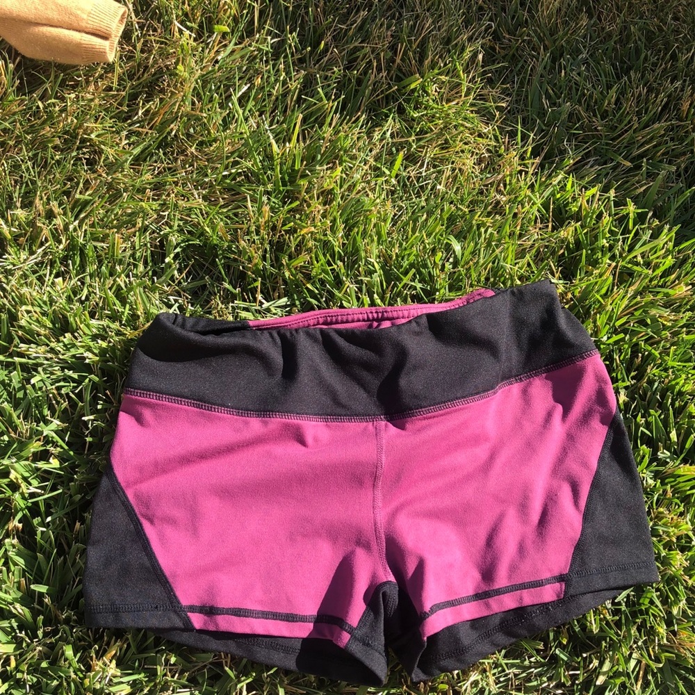 Volleyball shorts